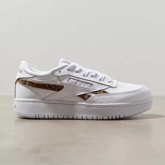 NWT Reebok Club C Double Geo Womens Sneaker - Picture 2 of 8